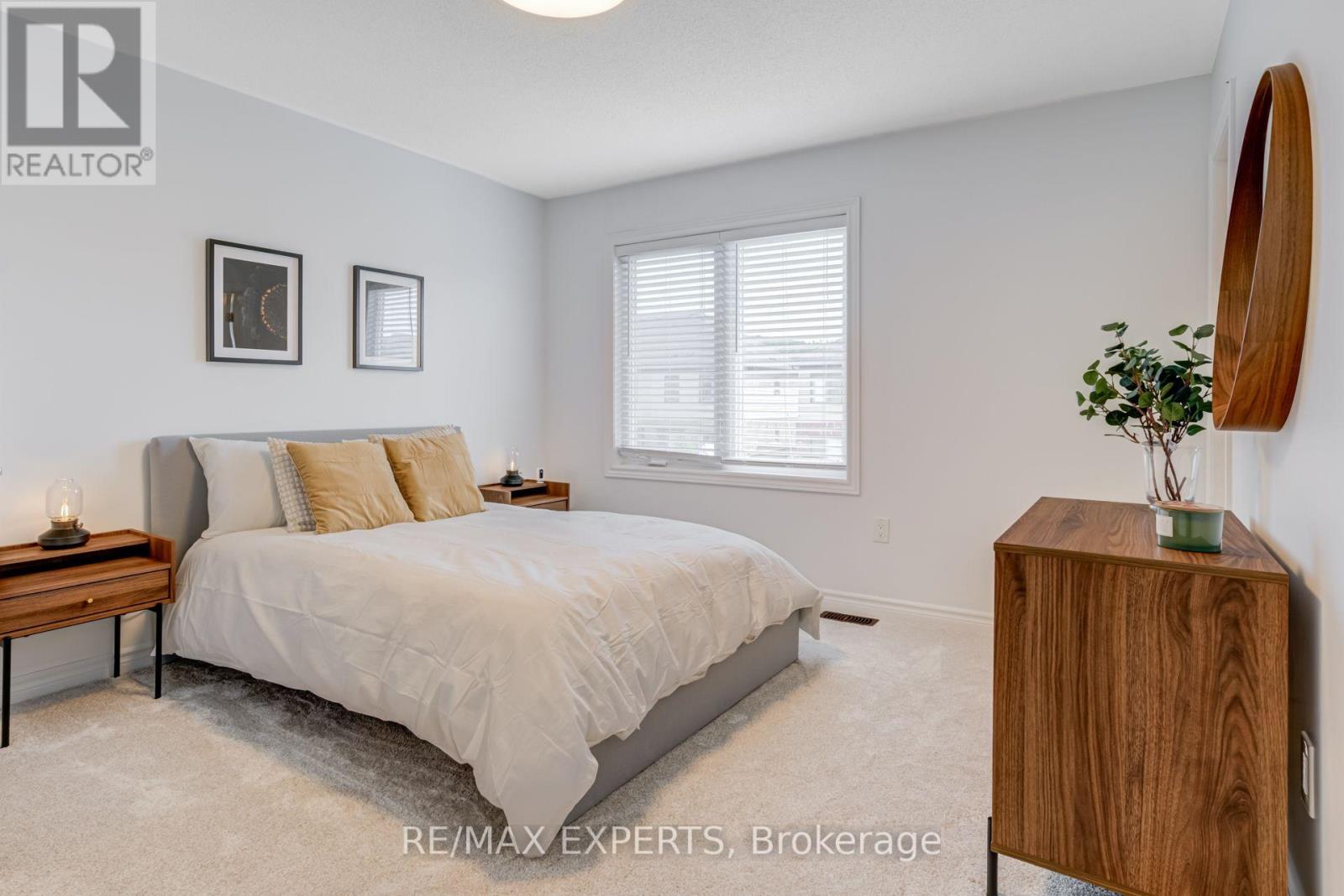 19 Cygnus Crescent, Barrie (Ardagh), Ontario  L4N 9C2 - Photo 22 - S14114292