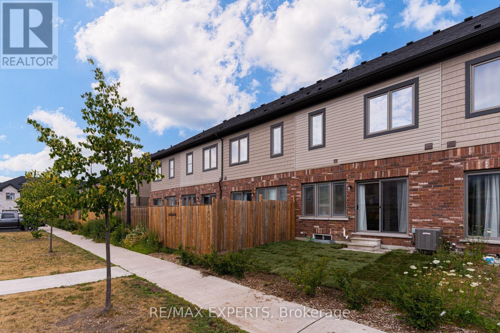 19 Cygnus Crescent, Barrie (Ardagh), Ontario  L4N 9C2 - Photo 40 - S14114292