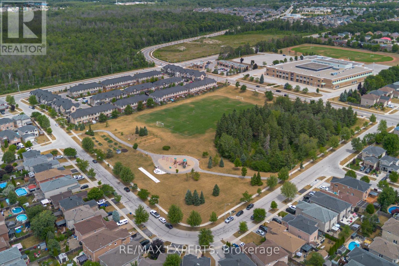 19 Cygnus Crescent, Barrie (Ardagh), Ontario  L4N 9C2 - Photo 45 - S14114292