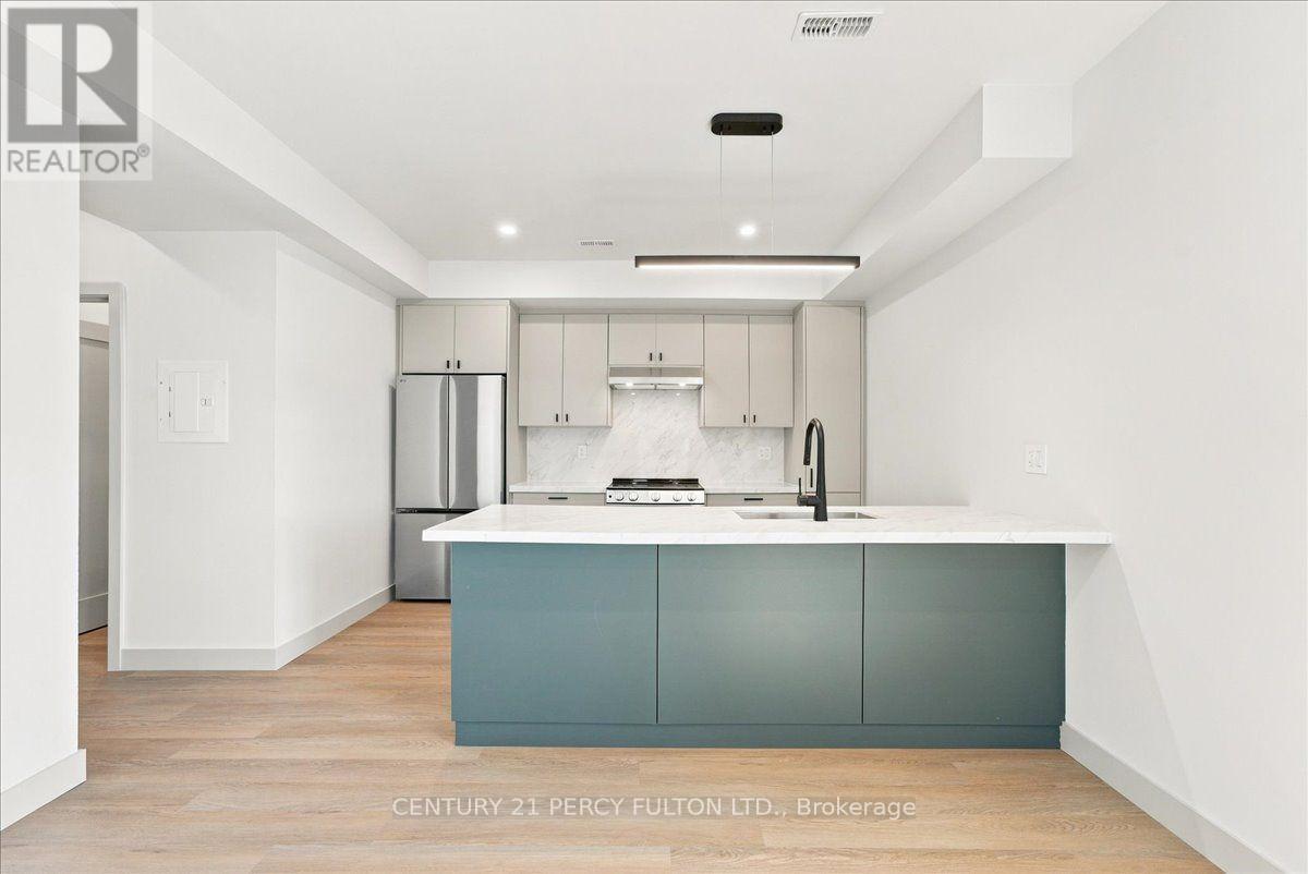 2 - 113 Hatherley Road, Toronto, Ontario  M6E 1W4 - Photo 10 - W14114274