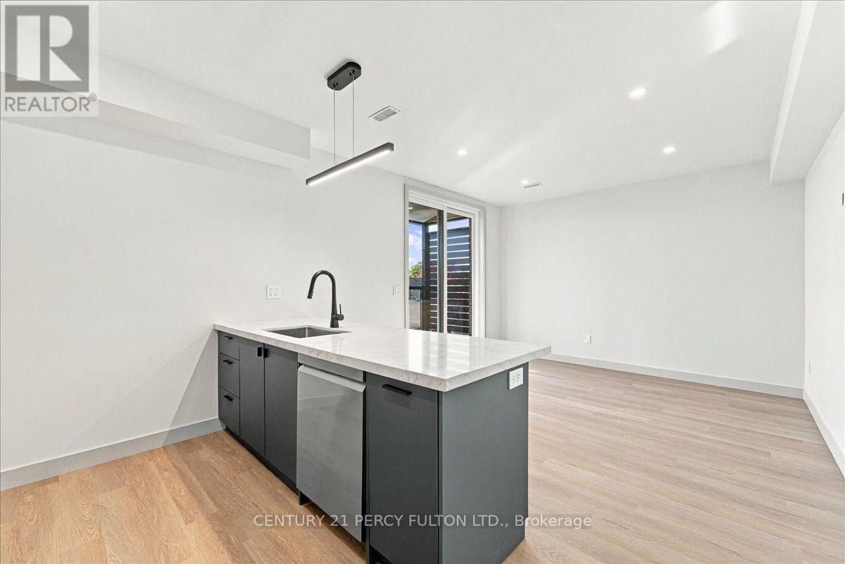 2 - 113 Hatherley Road, Toronto, Ontario  M6E 1W4 - Photo 12 - W14114274