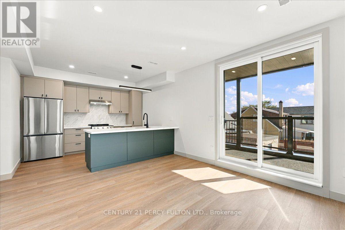 2 - 113 Hatherley Road, Toronto, Ontario  M6E 1W4 - Photo 14 - W14114274
