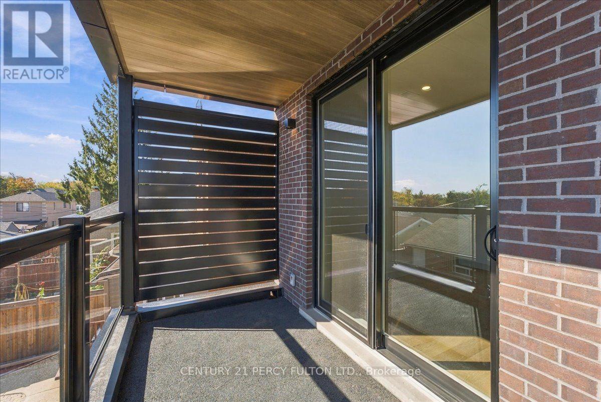 2 - 113 Hatherley Road, Toronto, Ontario  M6E 1W4 - Photo 17 - W14114274