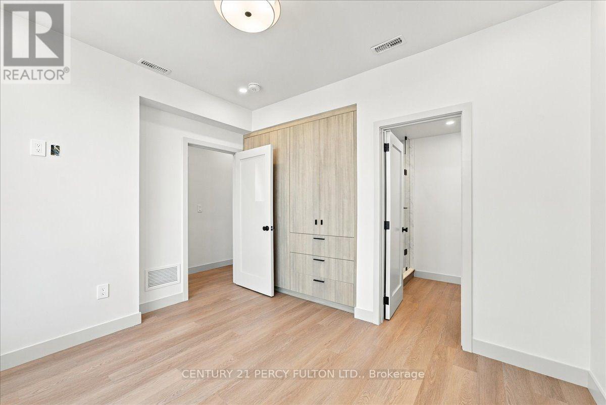 2 - 113 Hatherley Road, Toronto, Ontario  M6E 1W4 - Photo 24 - W14114274