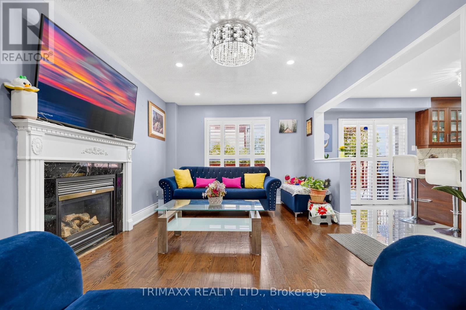 19 Leopard Gate, Brampton, Ontario  L6R 2J5 - Photo 6 - W14114282