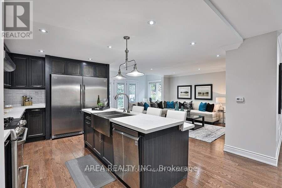 89 Ashbourne Drive, Toronto, Ontario  M9B 4H6 - Photo 14 - W14114314