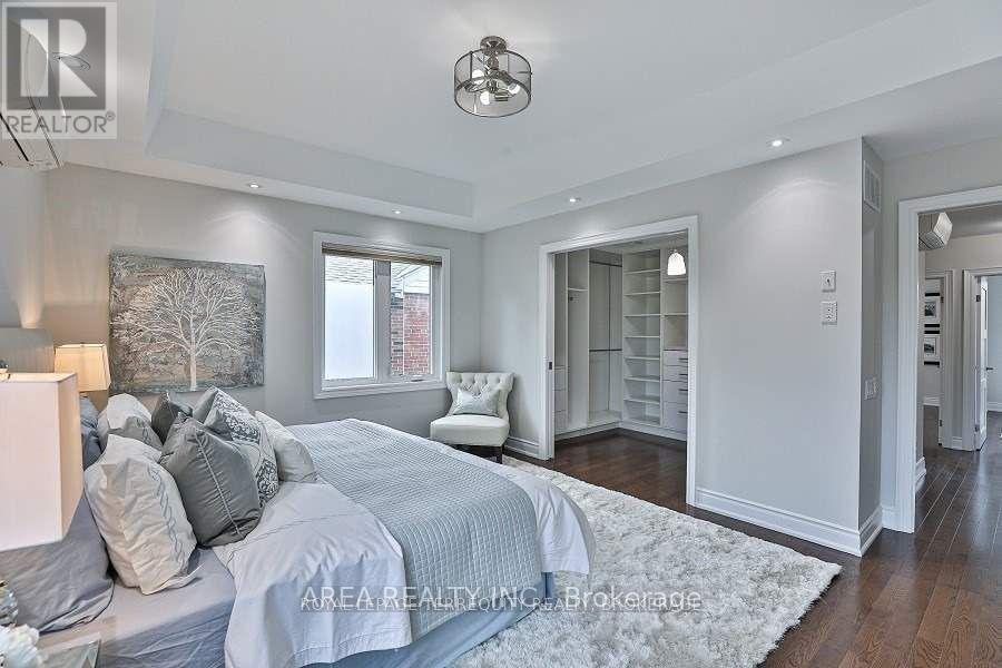 89 Ashbourne Drive, Toronto, Ontario  M9B 4H6 - Photo 16 - W14114314