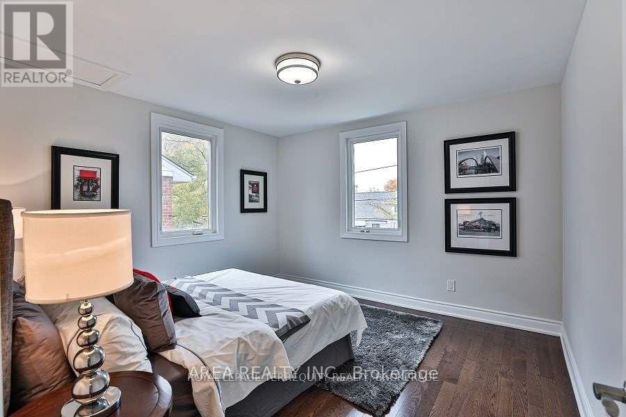 89 Ashbourne Drive, Toronto, Ontario  M9B 4H6 - Photo 19 - W14114314