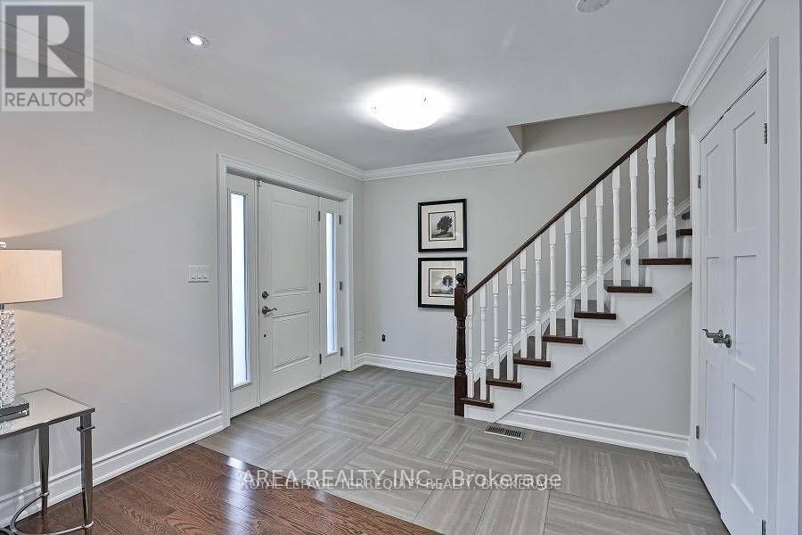 89 Ashbourne Drive, Toronto, Ontario  M9B 4H6 - Photo 3 - W14114314