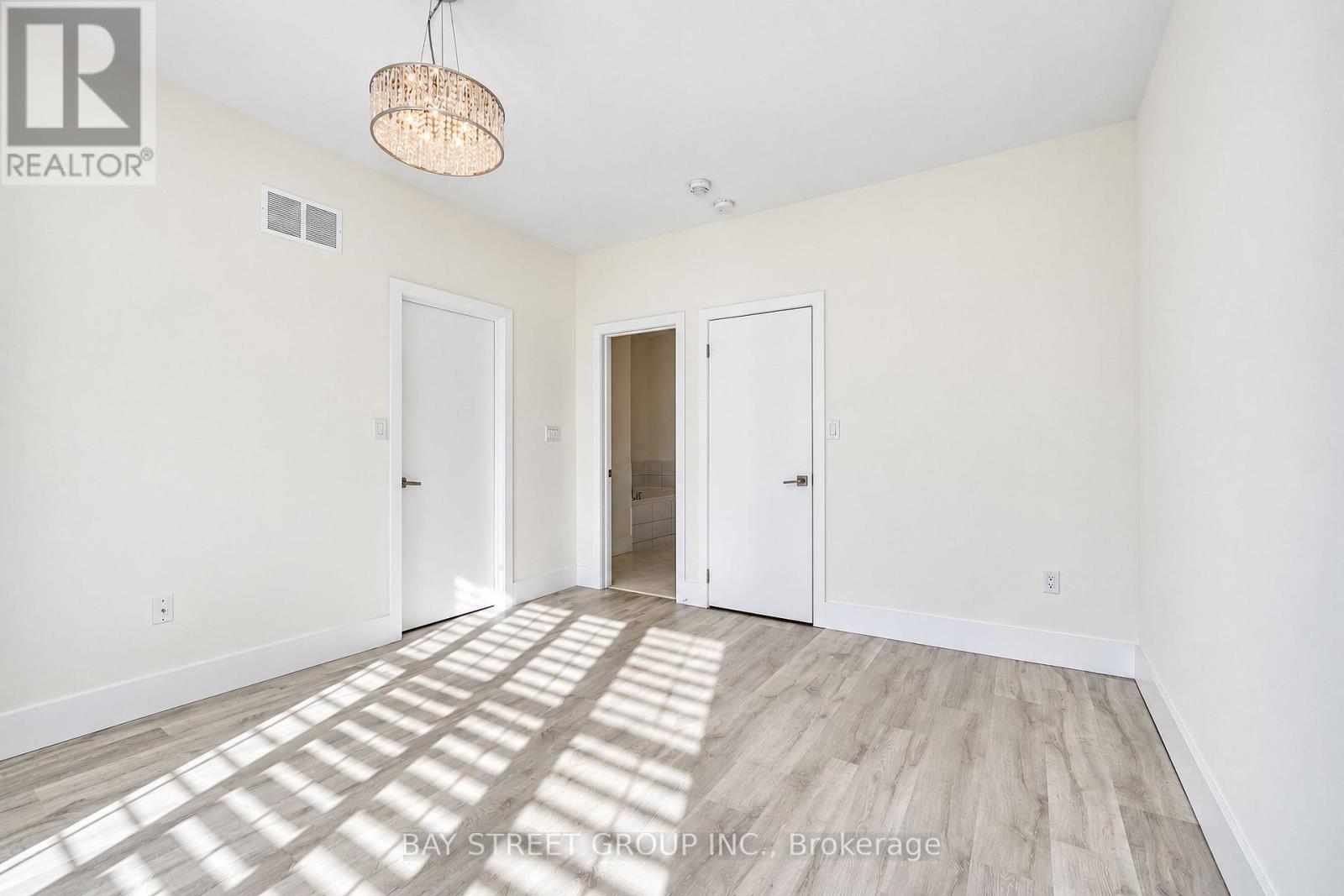 25 Sydney Circle, Vaughan, Ontario  L4H 4R2 - Photo 19 - N14105732