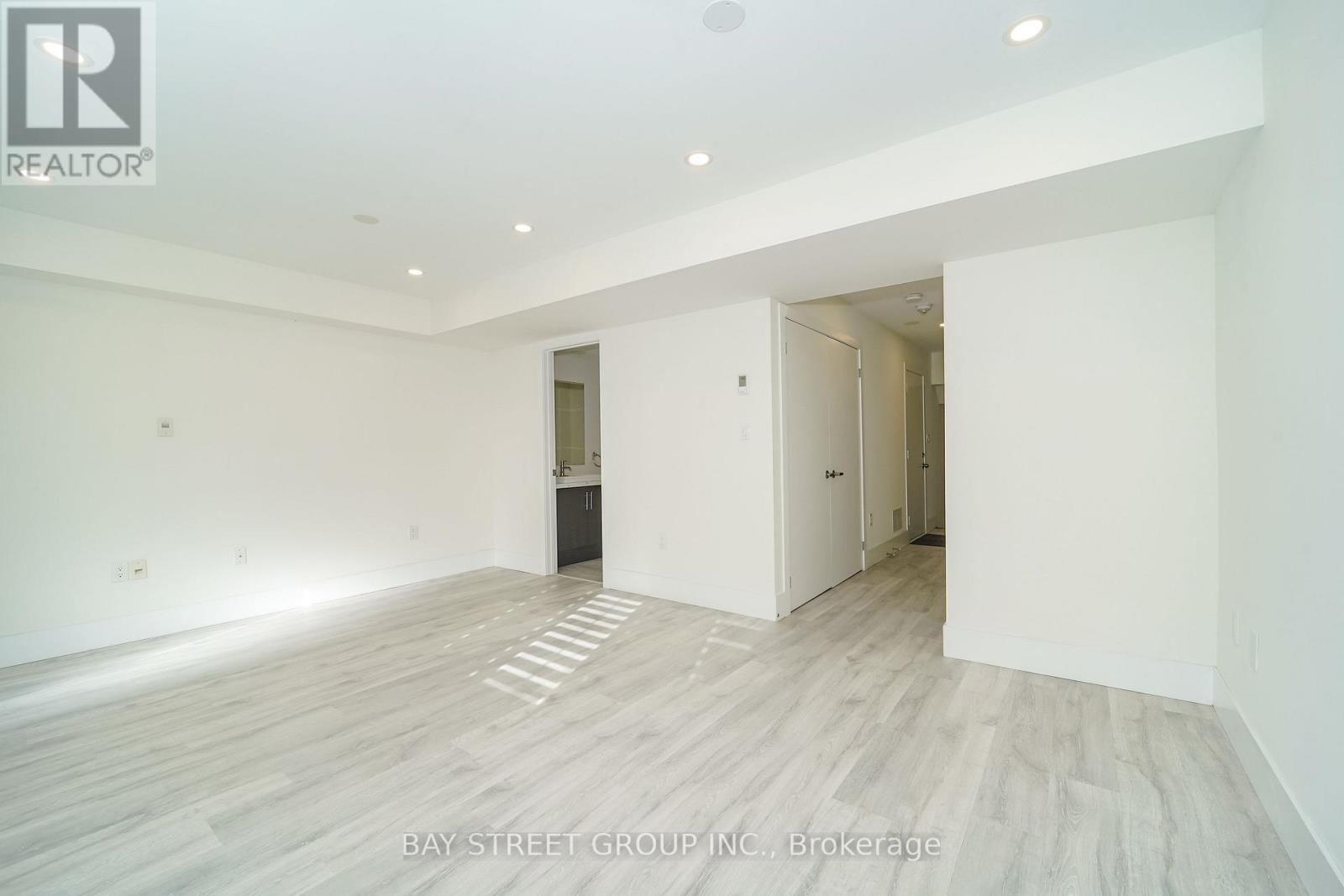 25 Sydney Circle, Vaughan, Ontario  L4H 4R2 - Photo 34 - N14105732