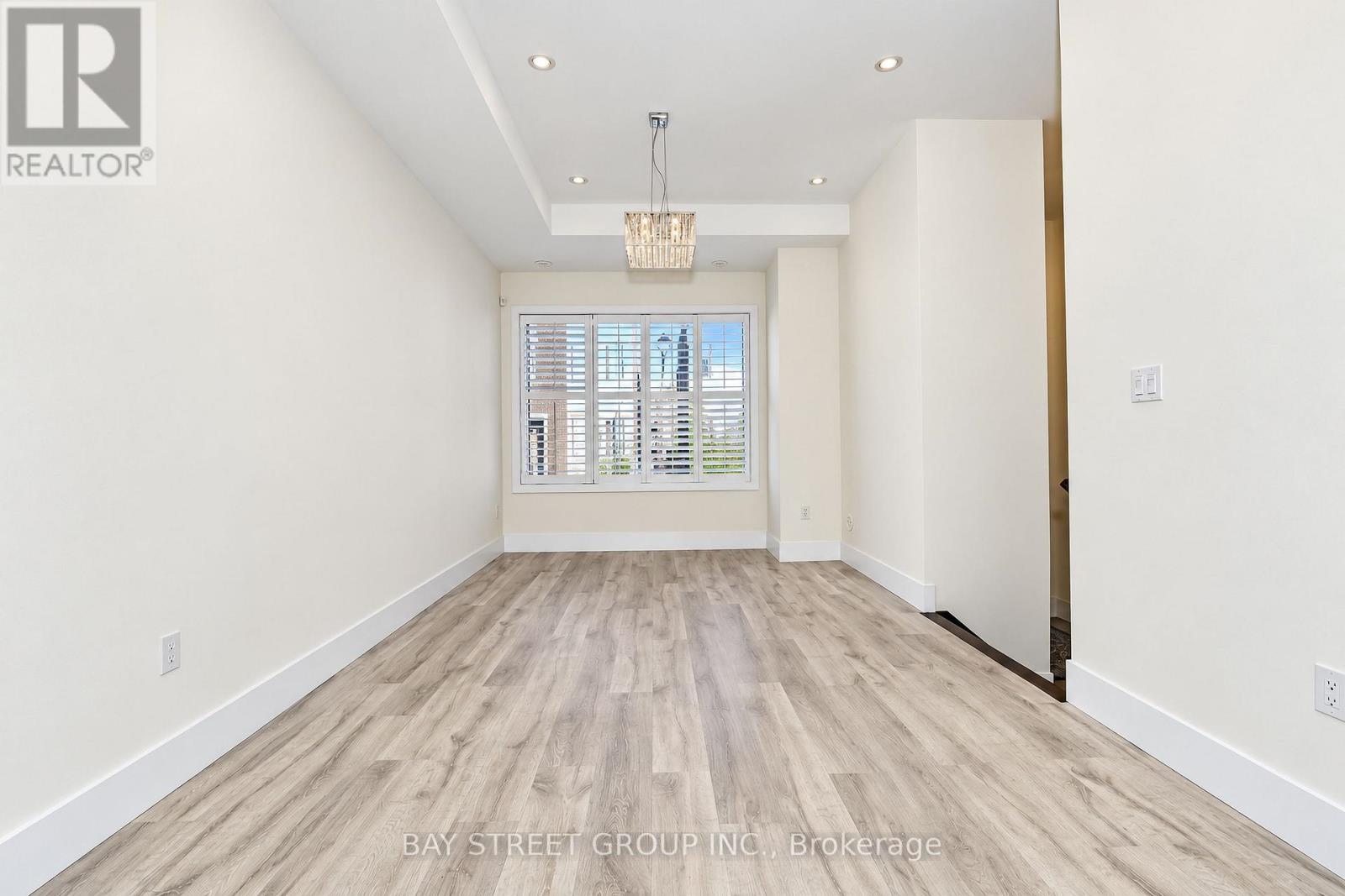 25 Sydney Circle, Vaughan, Ontario  L4H 4R2 - Photo 9 - N14105732