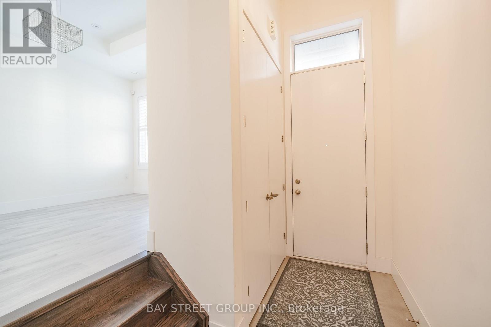 25 Sydney Circle, Vaughan, Ontario  L4H 4R2 - Photo 7 - N14105732