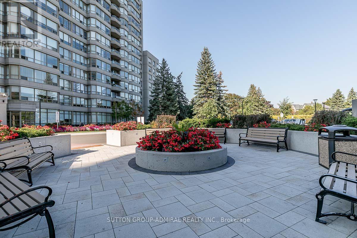 1002 - 11 Townsgate Drive, Vaughan, Ontario  L4J 8G4 - Photo 16 - N13879484