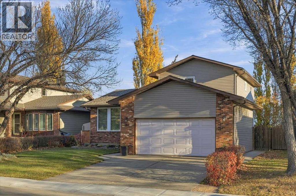 144 Bernard Way Nw, Calgary, Alberta  T3K 2E9 - Photo 3 - A2354322