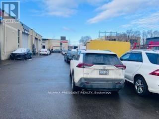 31-32 - 1772 Albion Road, Toronto, Ontario  M9V 1C1 - Photo 2 - W14114364
