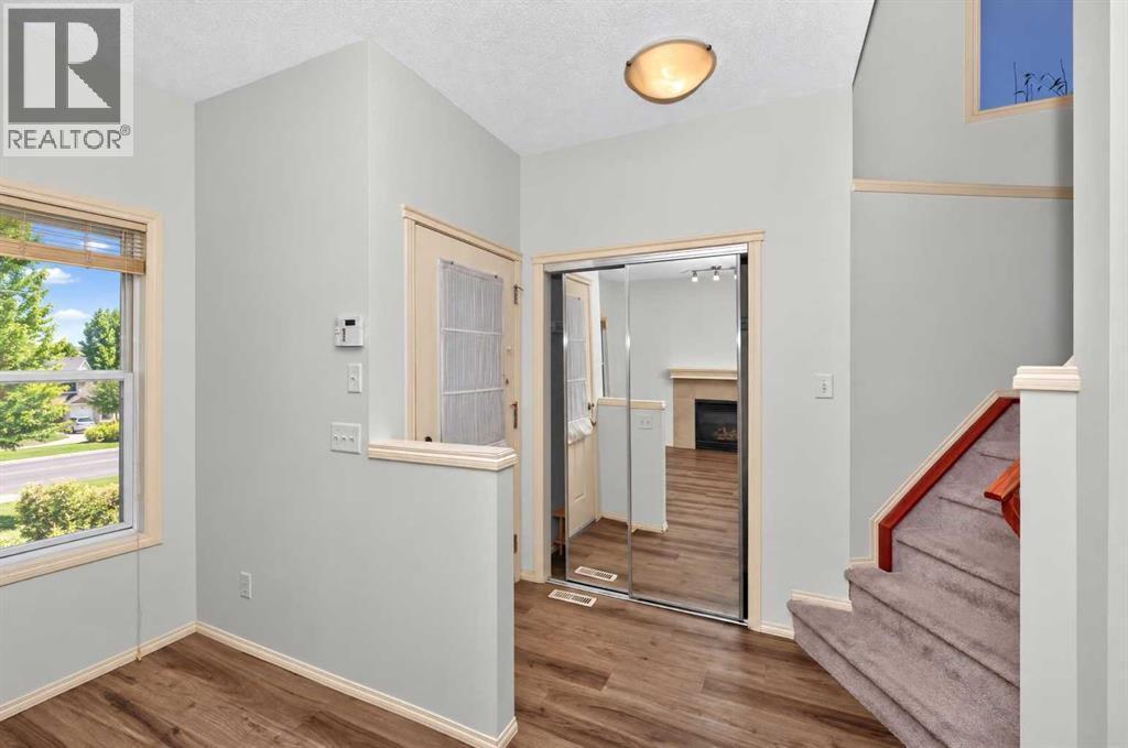 71 Evansford Circle Nw, Calgary, Alberta  T3P 0B1 - Photo 7 - A2345027