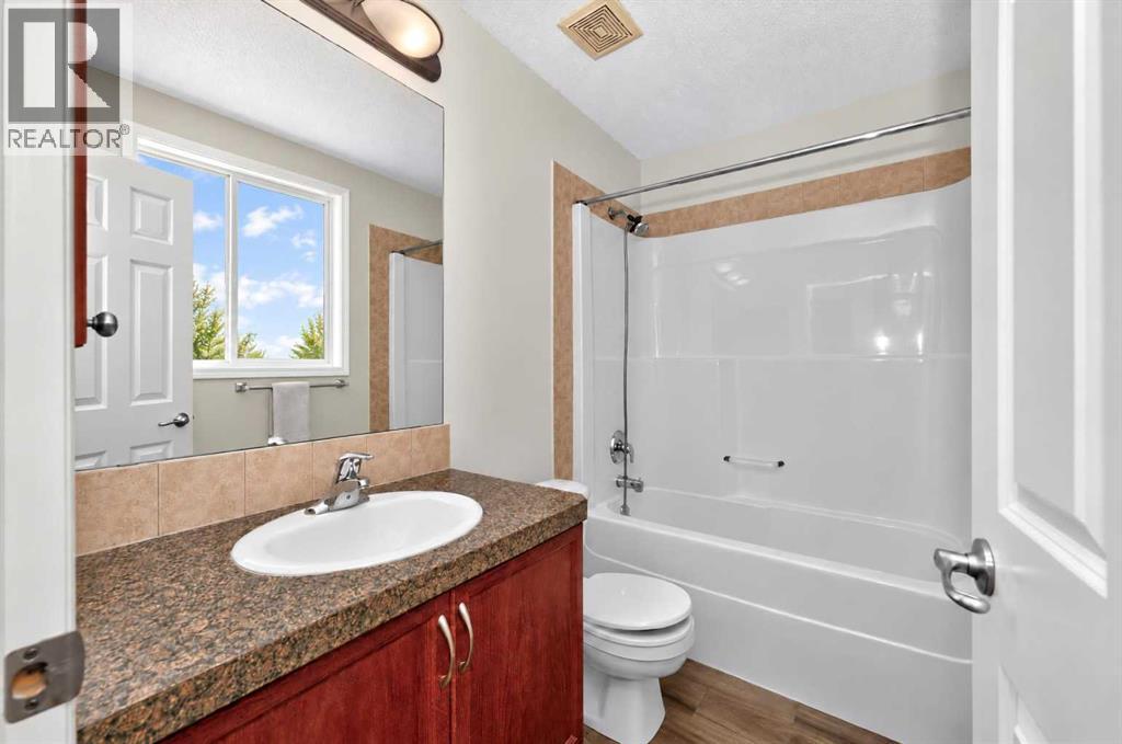 71 Evansford Circle Nw, Calgary, Alberta  T3P 0B1 - Photo 29 - A2345027