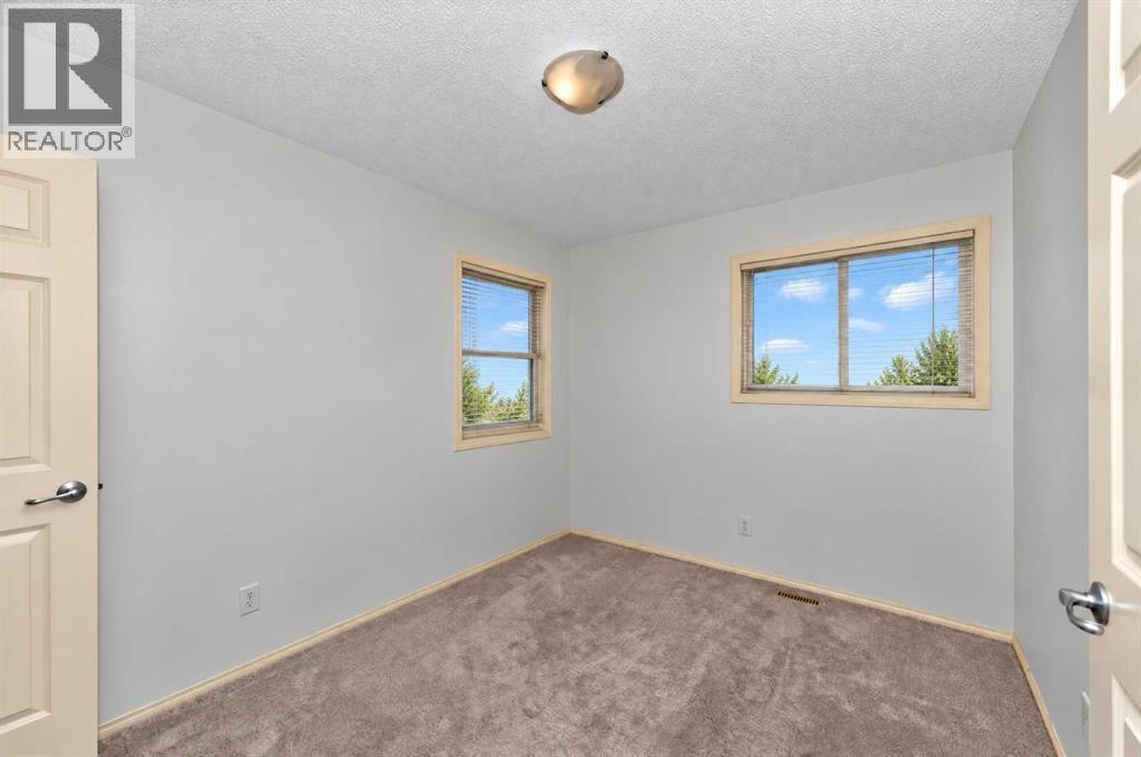71 Evansford Circle Nw, Calgary, Alberta  T3P 0B1 - Photo 23 - A2345027
