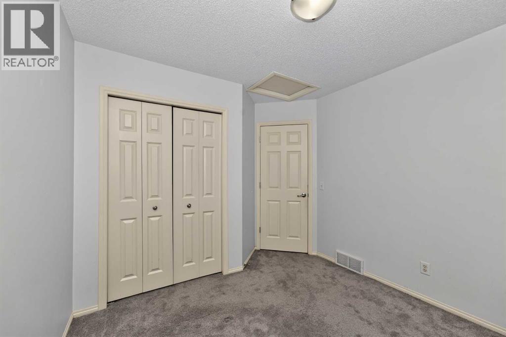 71 Evansford Circle Nw, Calgary, Alberta  T3P 0B1 - Photo 24 - A2345027