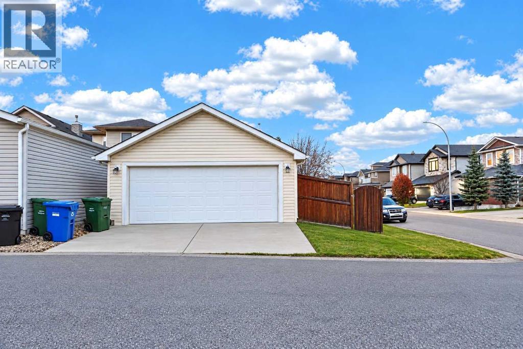 71 Evansford Circle Nw, Calgary, Alberta  T3P 0B1 - Photo 37 - A2345027
