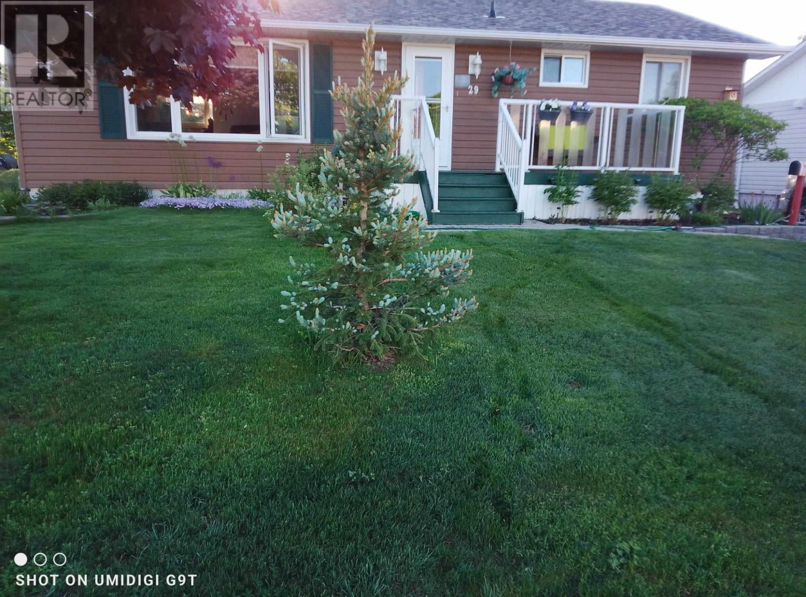 29 Blackwell Rd, Elliot Lake, Ontario  P5A 1G4 - Photo 26 - SM262977