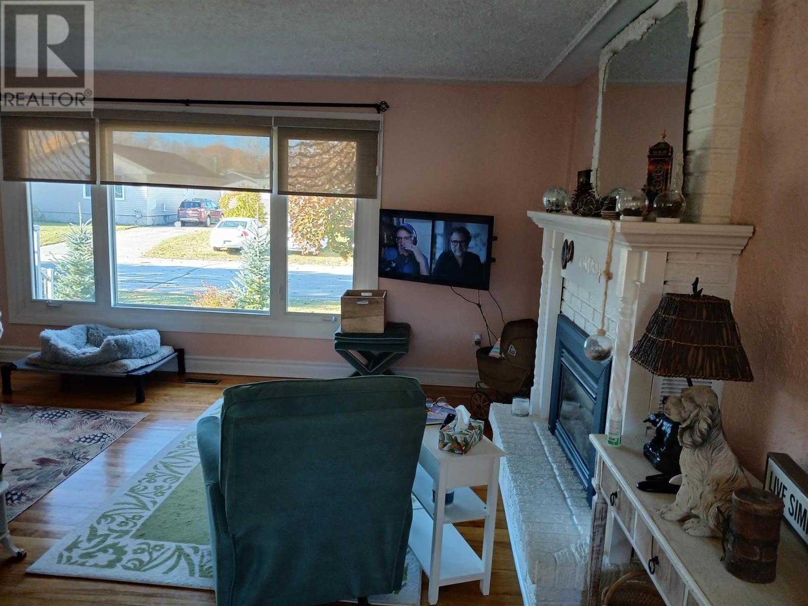 29 Blackwell Rd, Elliot Lake, Ontario  P5A 1G4 - Photo 4 - SM262977