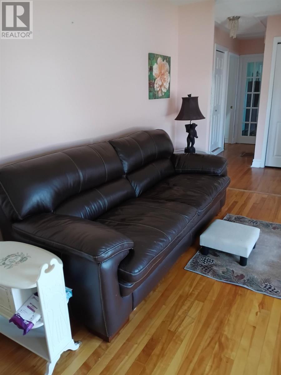 29 Blackwell Rd, Elliot Lake, Ontario  P5A 1G4 - Photo 5 - SM262977
