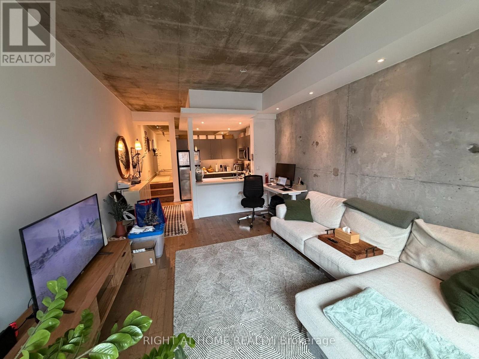 402 - 388 Richmond Street W, Toronto, Ontario  M5V 1X6 - Photo 8 - C14114386