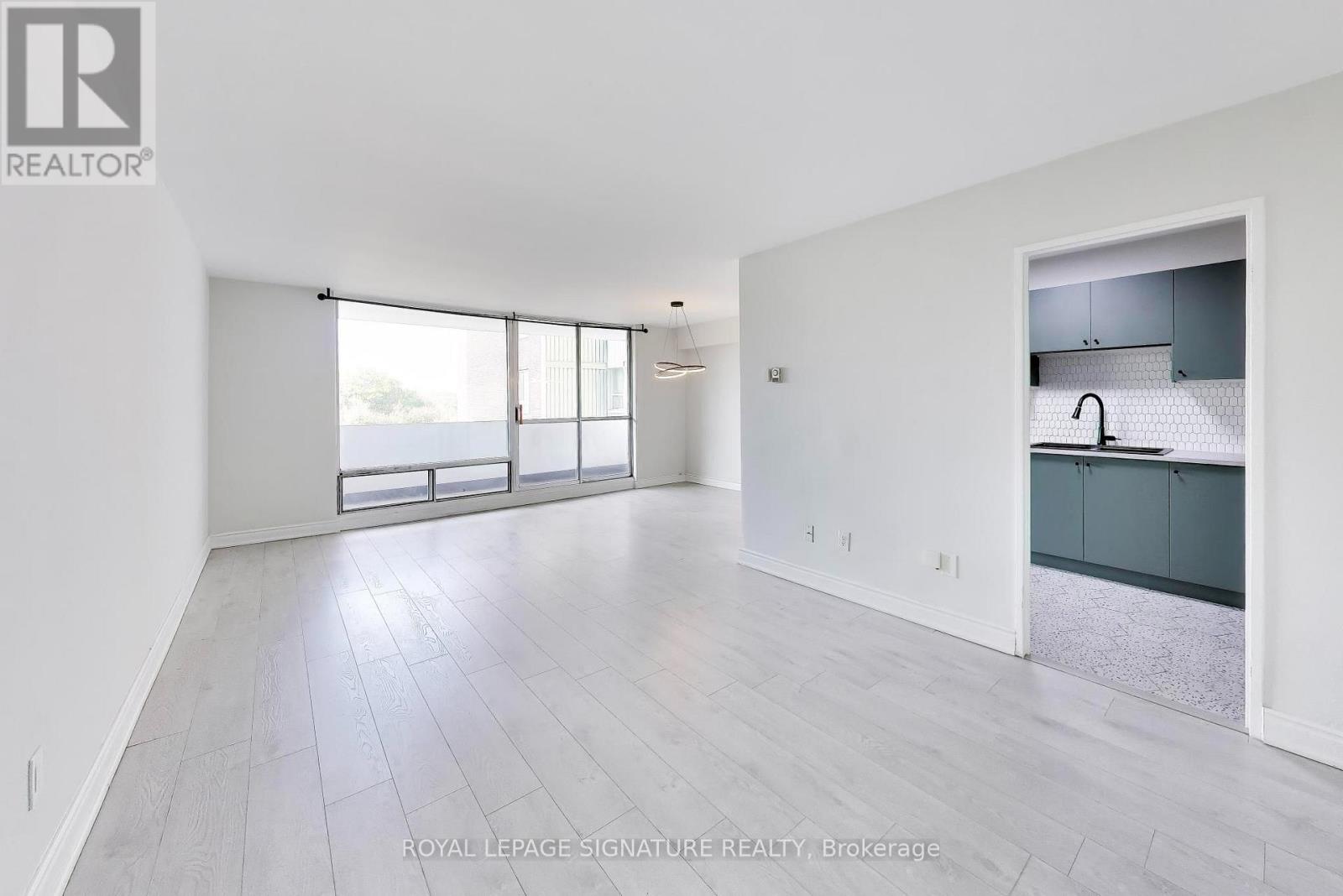 408 - 1 Massey Square, Toronto, Ontario  M4C 5L4 - Photo 15 - E14090168