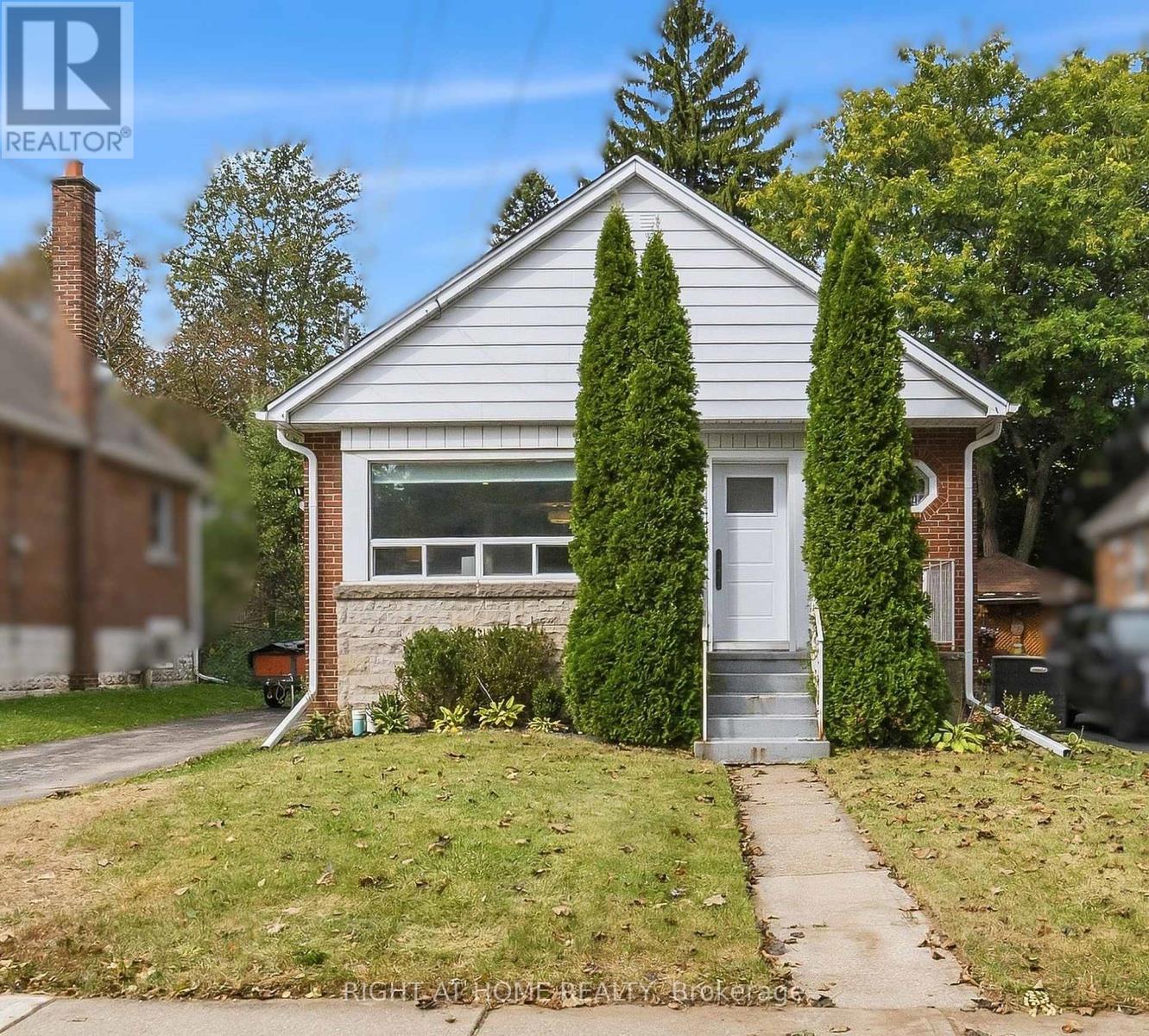 206 East 19th Street, Hamilton, Ontario  L9A 4S5 - Photo 5 - X13869690