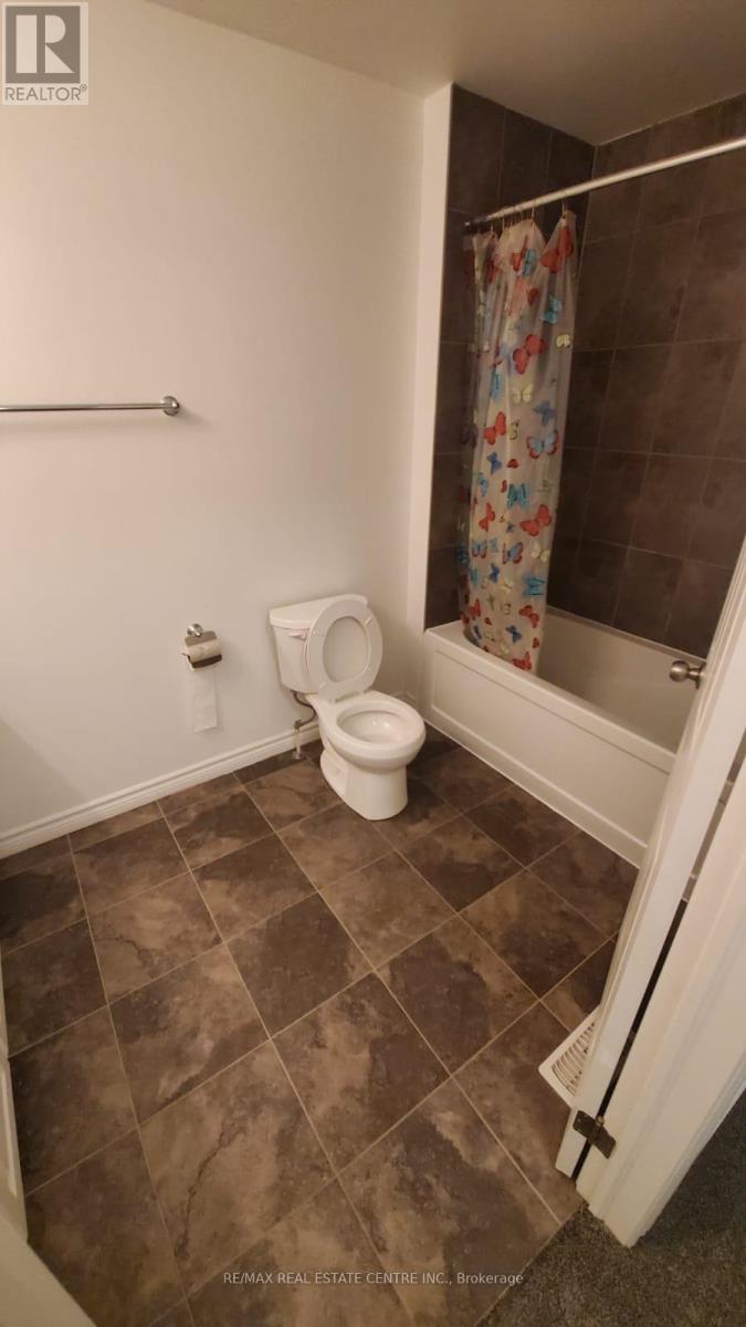19 Saddlebrook Court, Kitchener, Ontario  N2R 0P6 - Photo 7 - X14114384