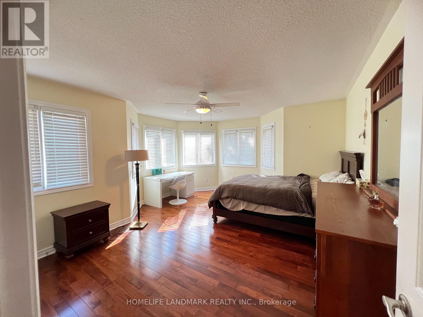35 Montclair Road N, Richmond Hill, Ontario  L4B 2T9 - Photo 9 - N14102888