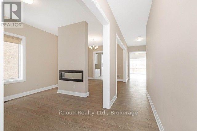 38 Pine Hill Crescent, Aurora, Ontario  L4G 3Y2 - Photo 6 - N14113474