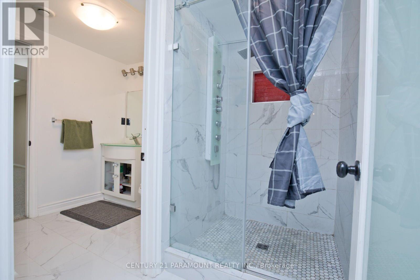 888 Sproule Crescent, Oshawa, Ontario  L1K 1Z8 - Photo 38 - E14114466