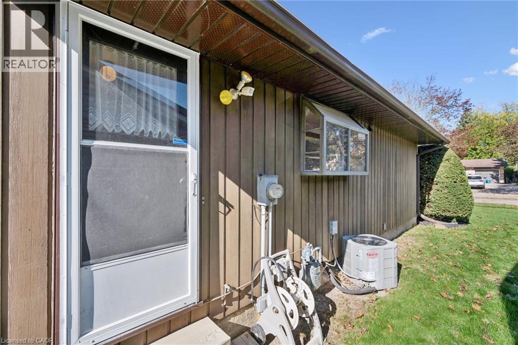 43 Lewis Crescent, Kitchener, Ontario  N2A 2T7 - Photo 31 - 40872155