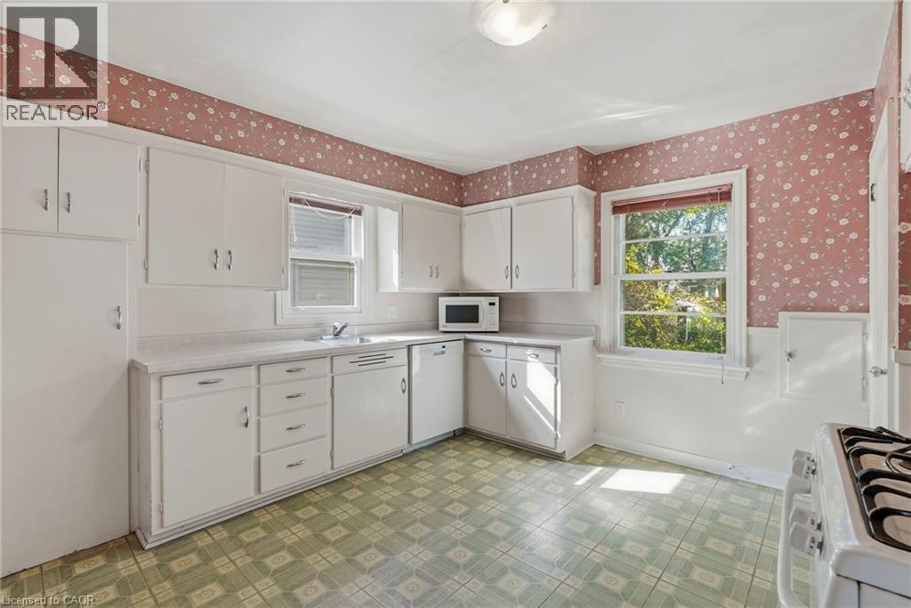 55 Lakeview Avenue, Grimsby, Ontario  L3M 3M3 - Photo 12 - 40873605