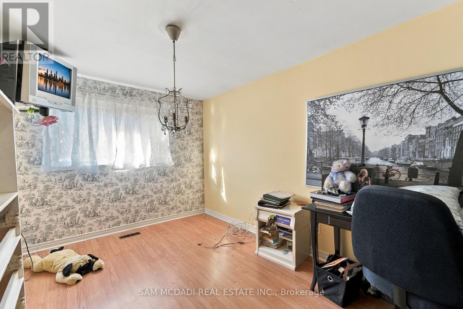 561 Tedwyn Drive, Mississauga, Ontario  L5A 1J8 - Photo 15 - W14114460