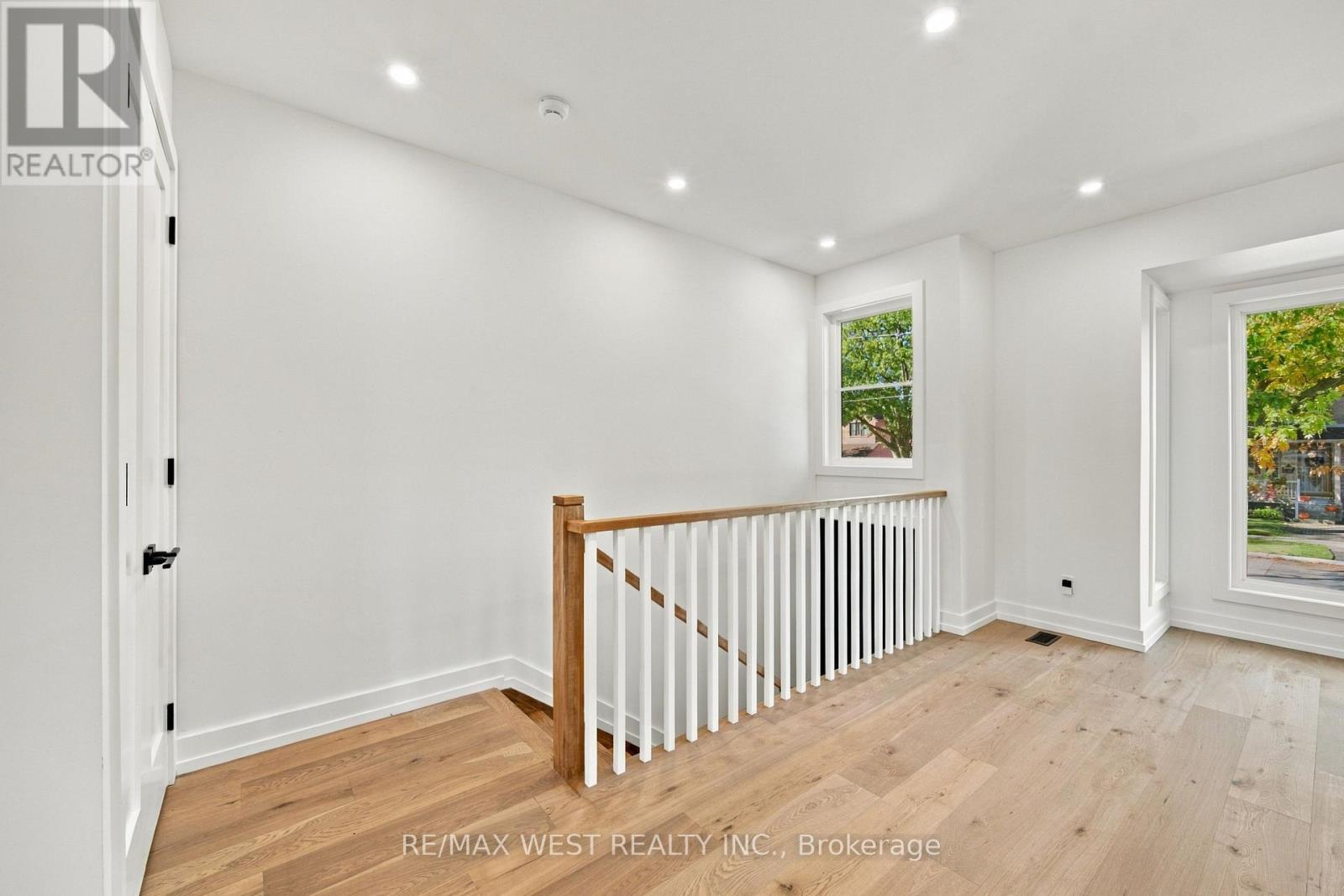 157 Aldercrest Avenue, Toronto, Ontario  M8W 4J2 - Photo 12 - W13906190