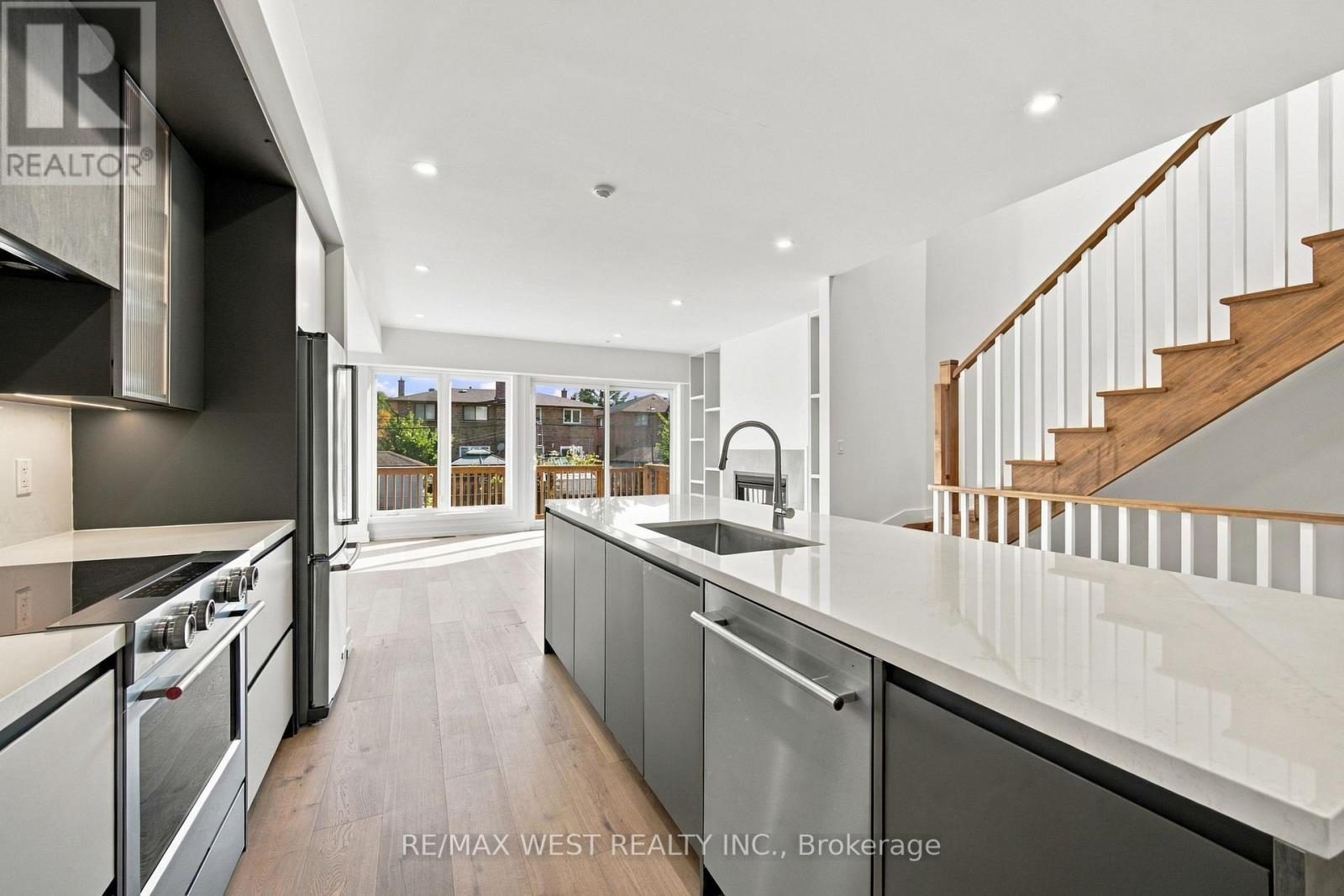 157 Aldercrest Avenue, Toronto, Ontario  M8W 4J2 - Photo 18 - W13906190