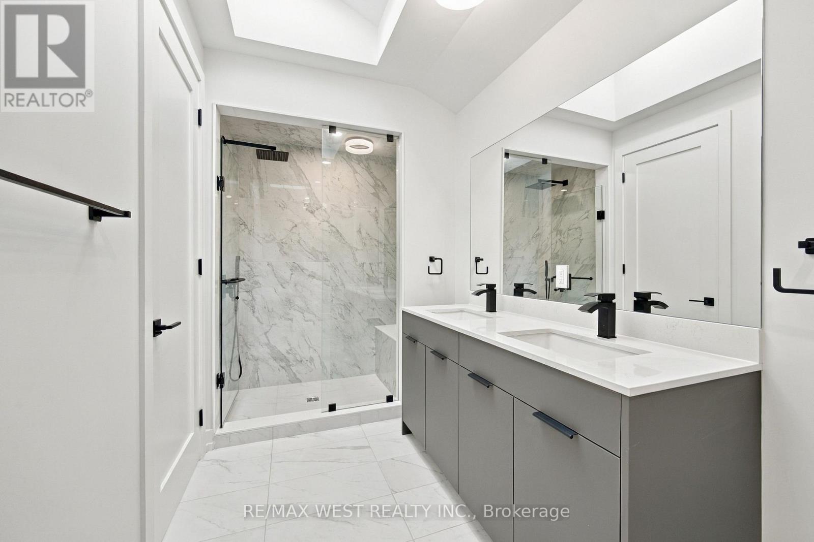 157 Aldercrest Avenue, Toronto, Ontario  M8W 4J2 - Photo 34 - W13906190