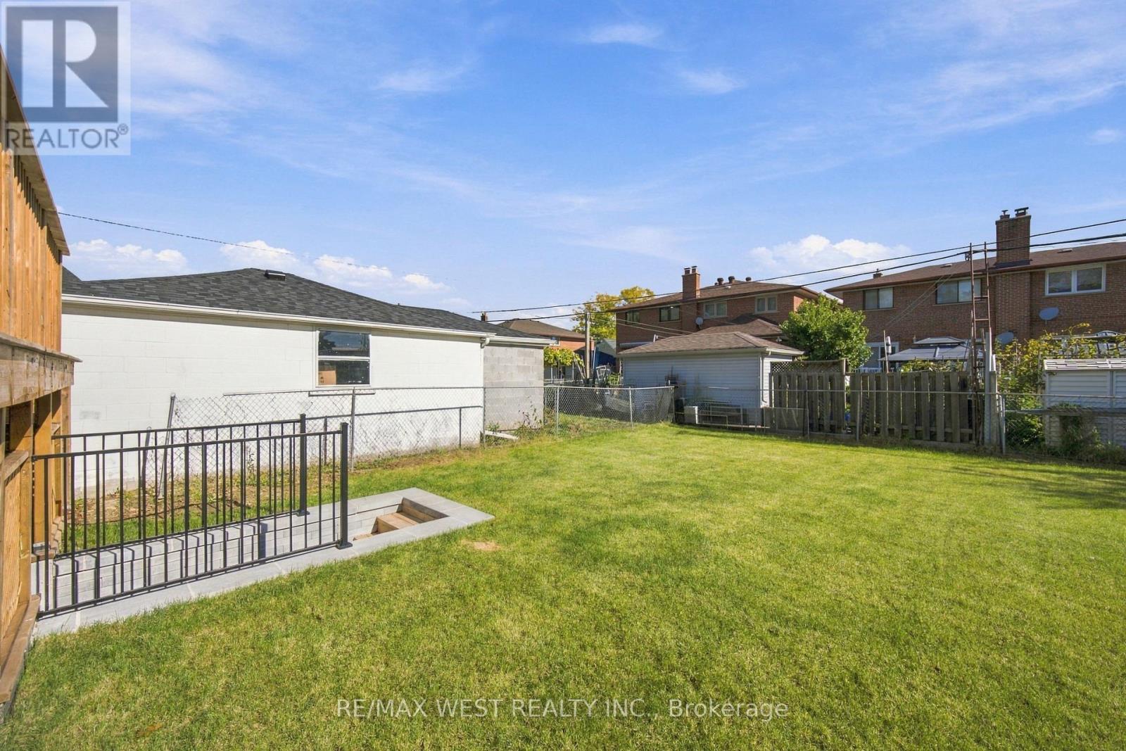 157 Aldercrest Avenue, Toronto, Ontario  M8W 4J2 - Photo 45 - W13906190