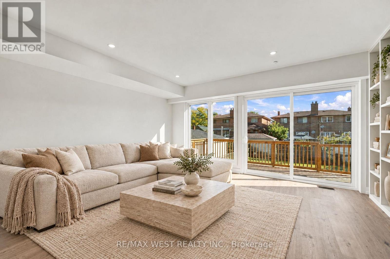 157 Aldercrest Avenue, Toronto, Ontario  M8W 4J2 - Photo 9 - W13906190