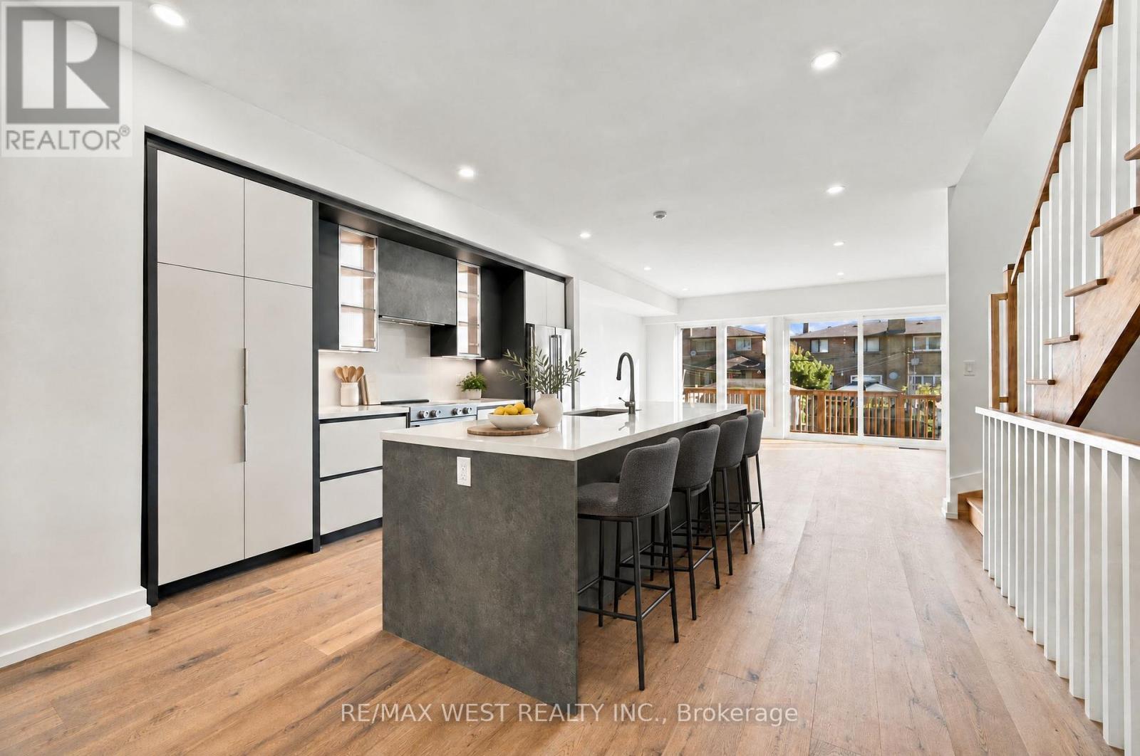 157 Aldercrest Avenue, Toronto, Ontario  M8W 4J2 - Photo 6 - W13906190