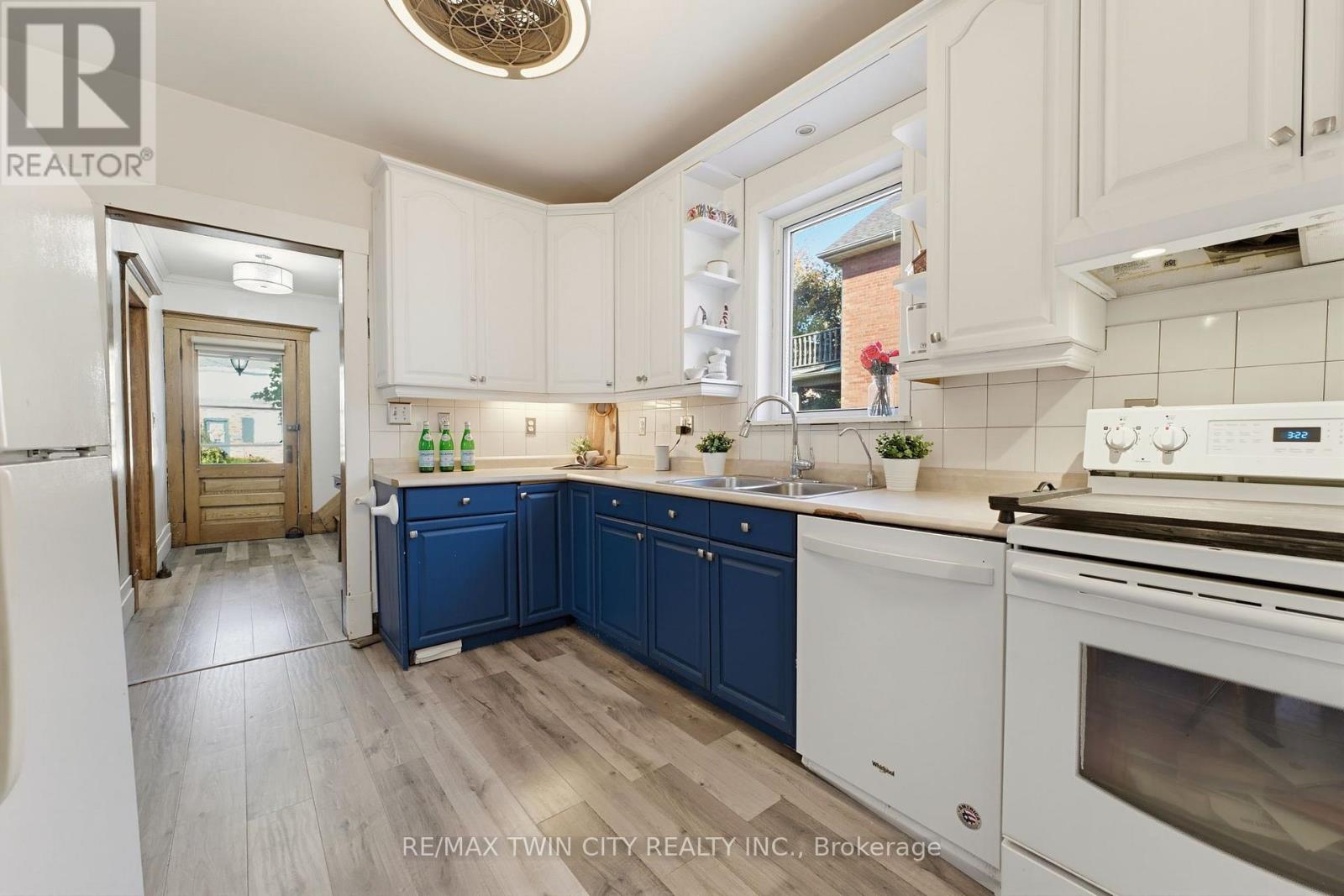 540 Vine Street, Cambridge, Ontario  N3H 2Y8 - Photo 12 - X14114464