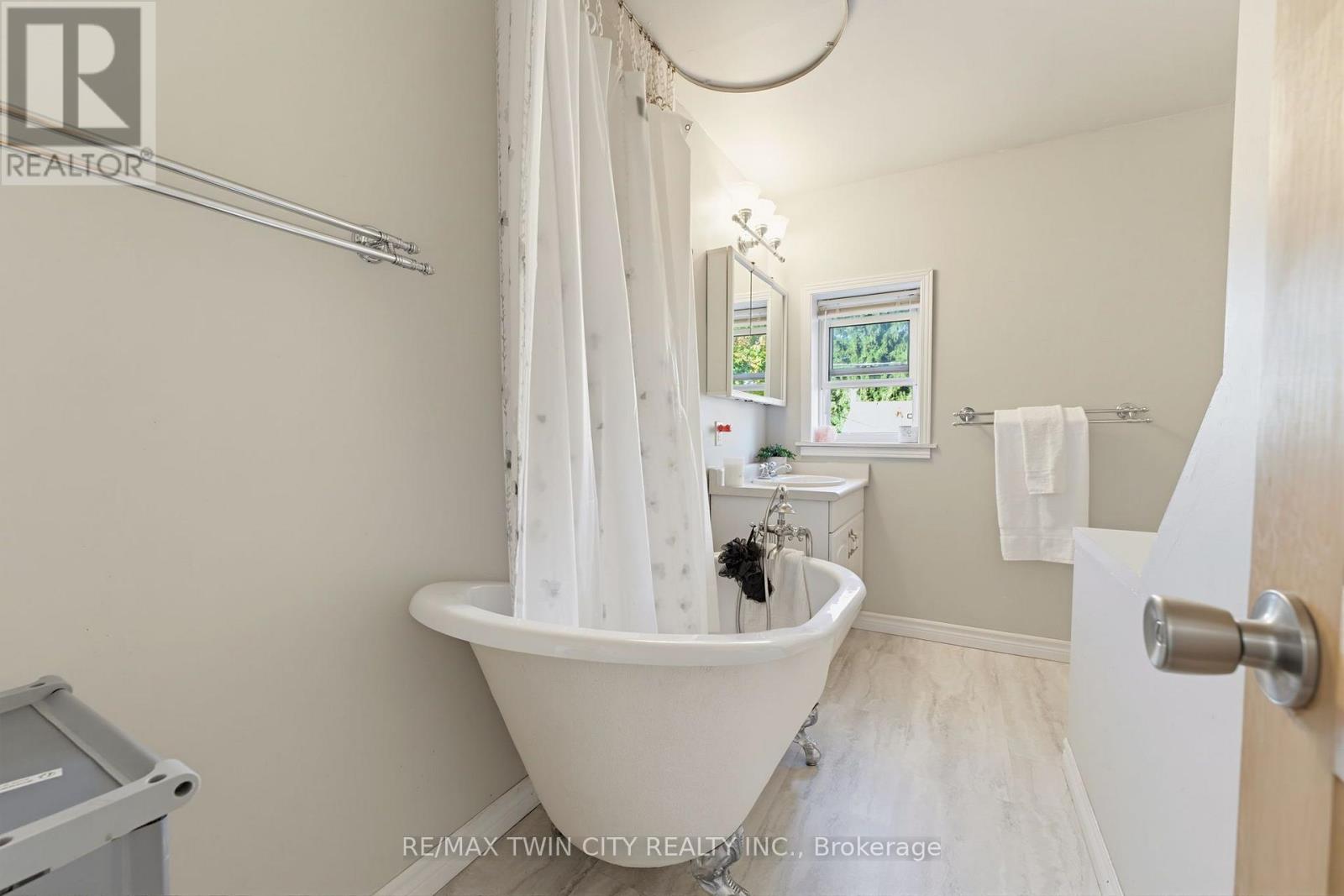 540 Vine Street, Cambridge, Ontario  N3H 2Y8 - Photo 23 - X14114464