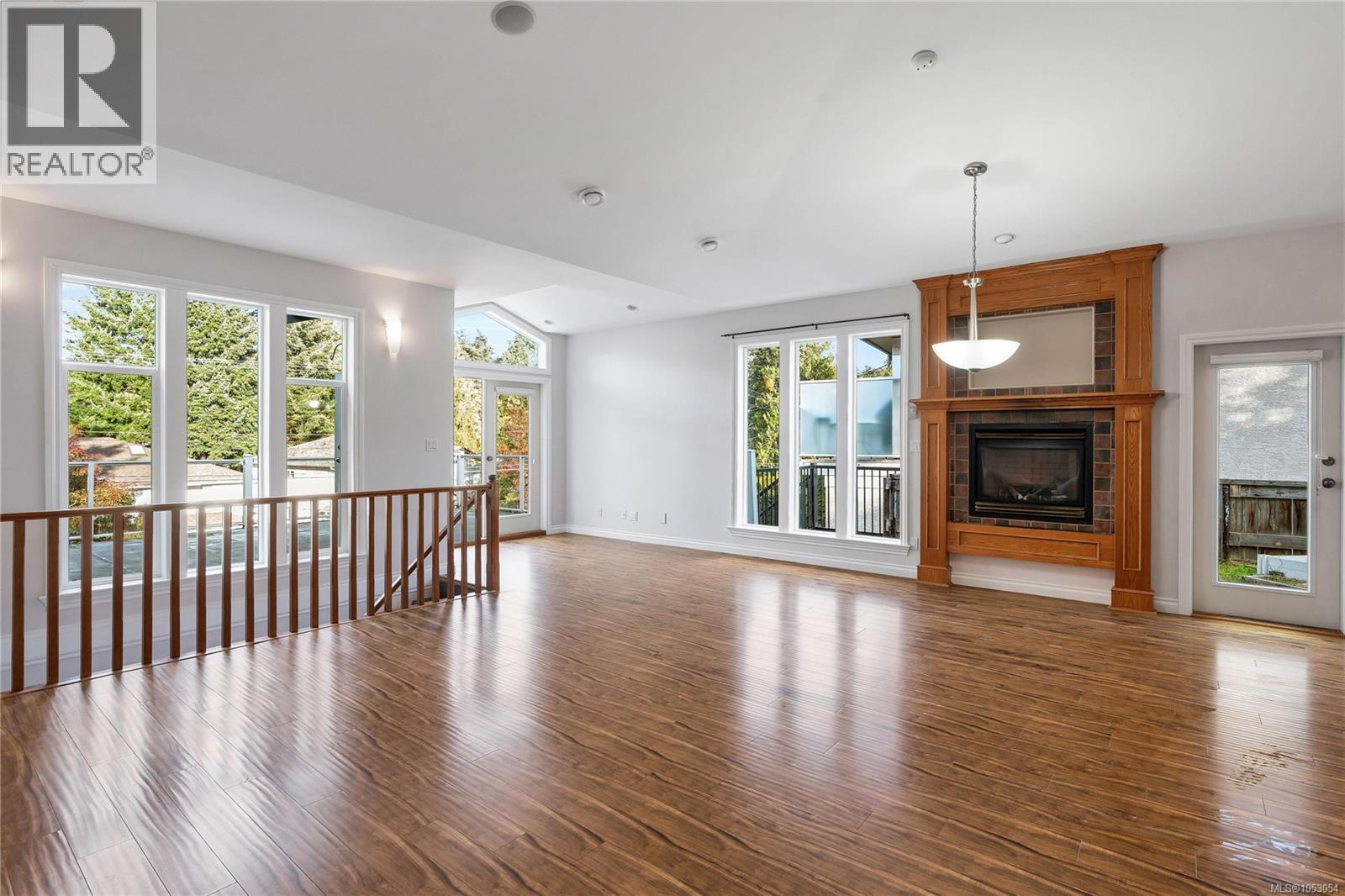 2426 Selwyn Rd