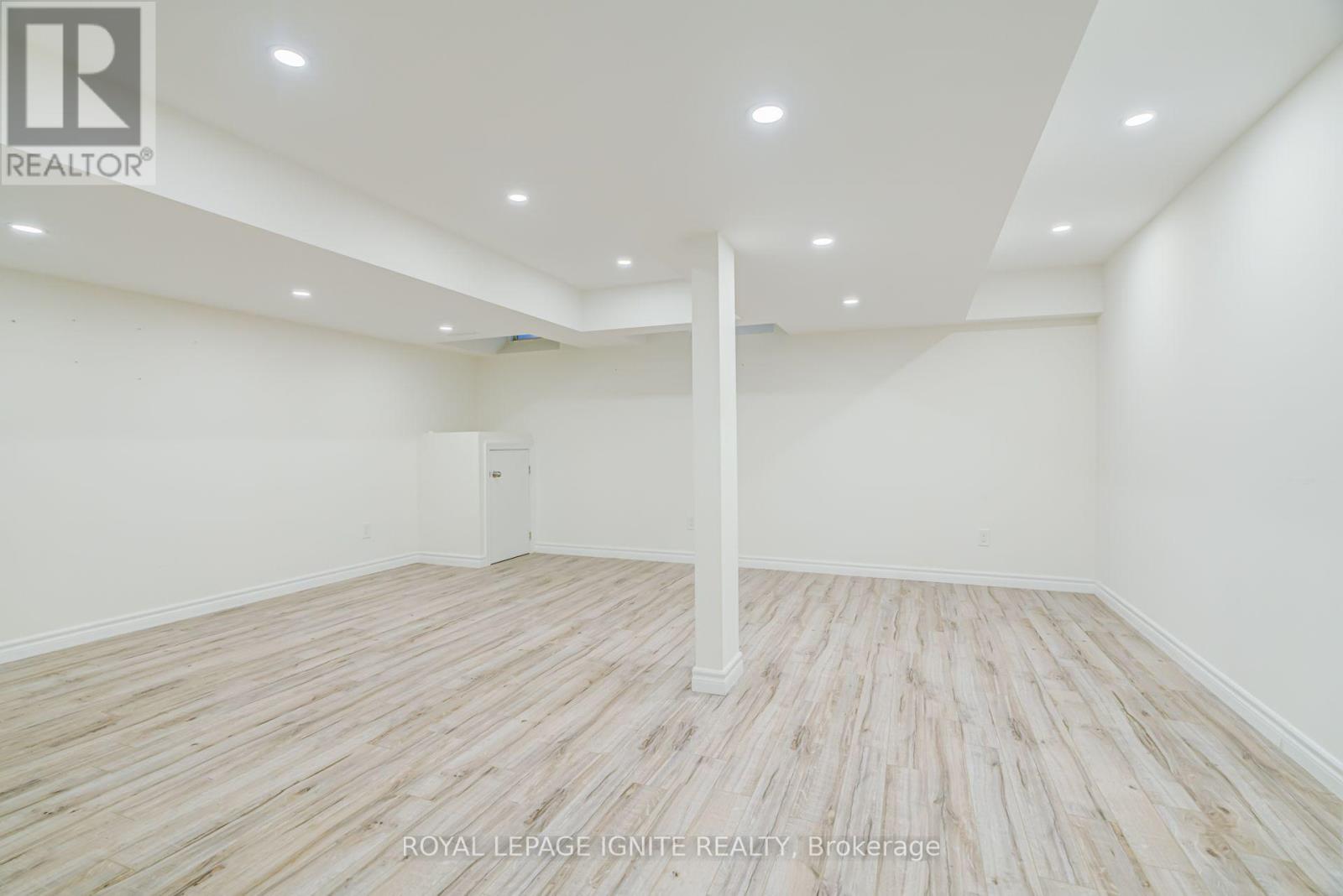 5 Sleeky Lane, Ajax, Ontario  L1T 0P4 - Photo 45 - E13864184