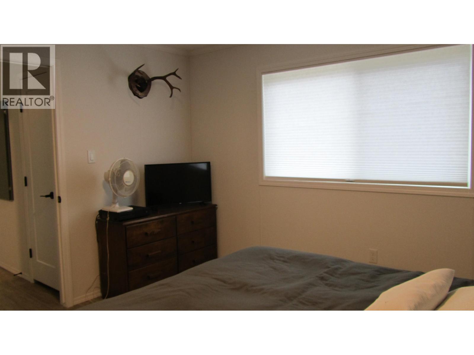 4873 Kemmi Crescent, 108 Mile Ranch, British Columbia V0K 2Z0 - Photo 12 - R3104571