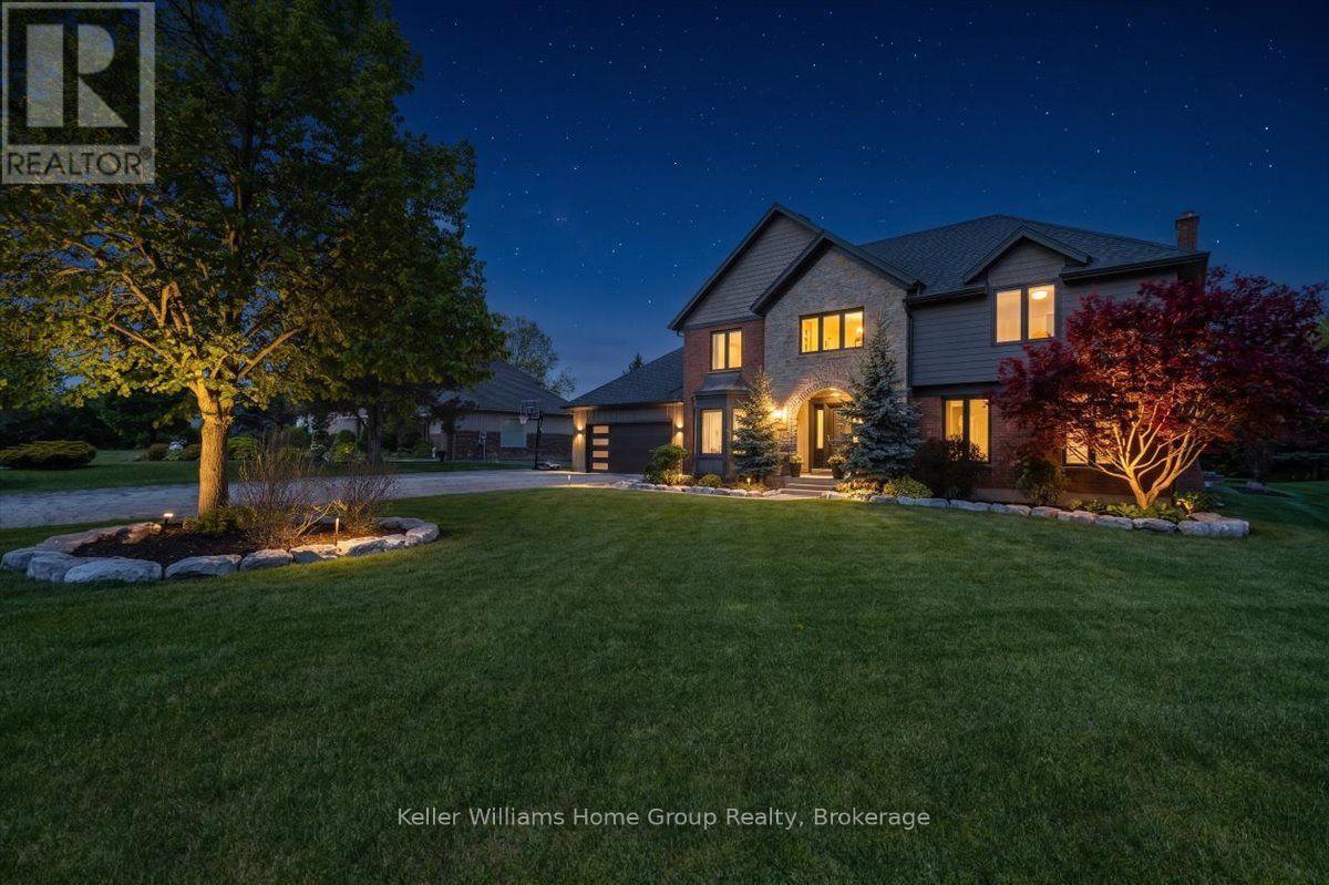 8 STONEFIELD DRIVE, Woolwich, Ontario